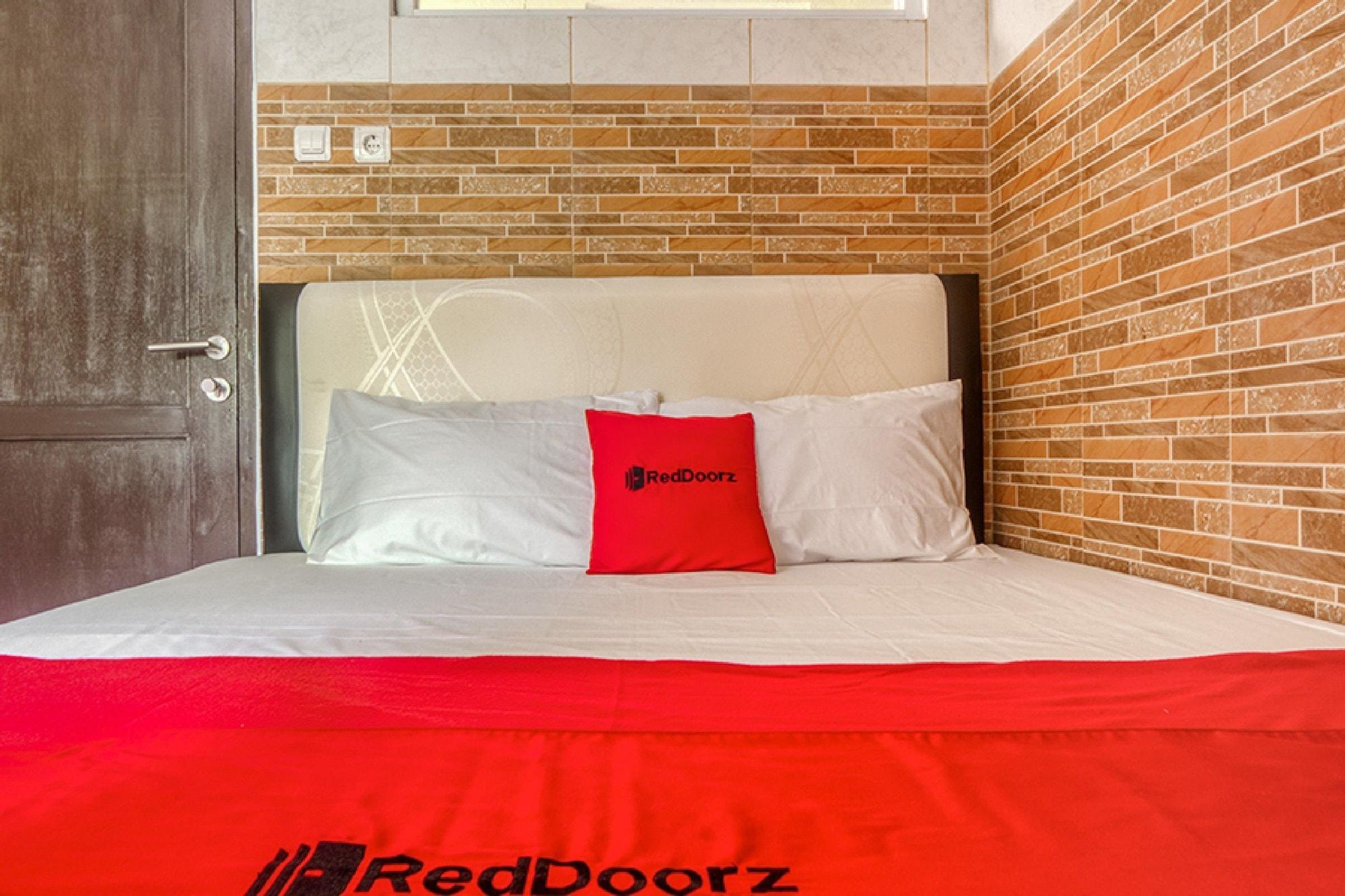 Reddoorz @ Panglima Polim 2 Jacarta Exterior foto